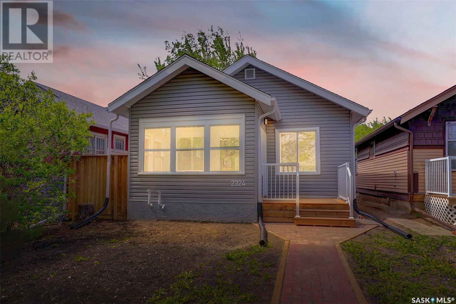 2324 Wallace St, Regina, SK S4N 4A9