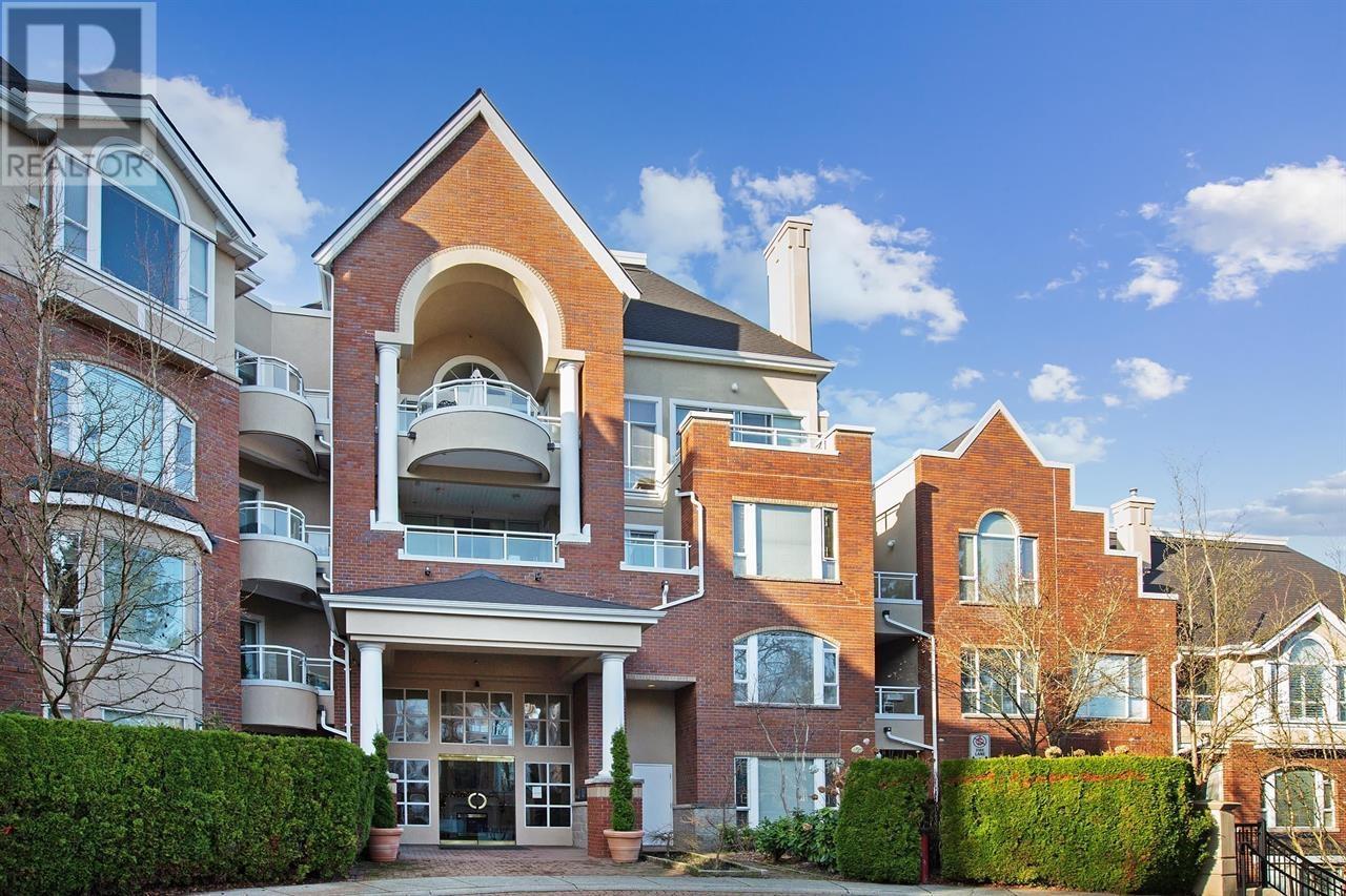 5262 Oakmount Crescent Unit 612, Burnaby, BC V5H 4R7