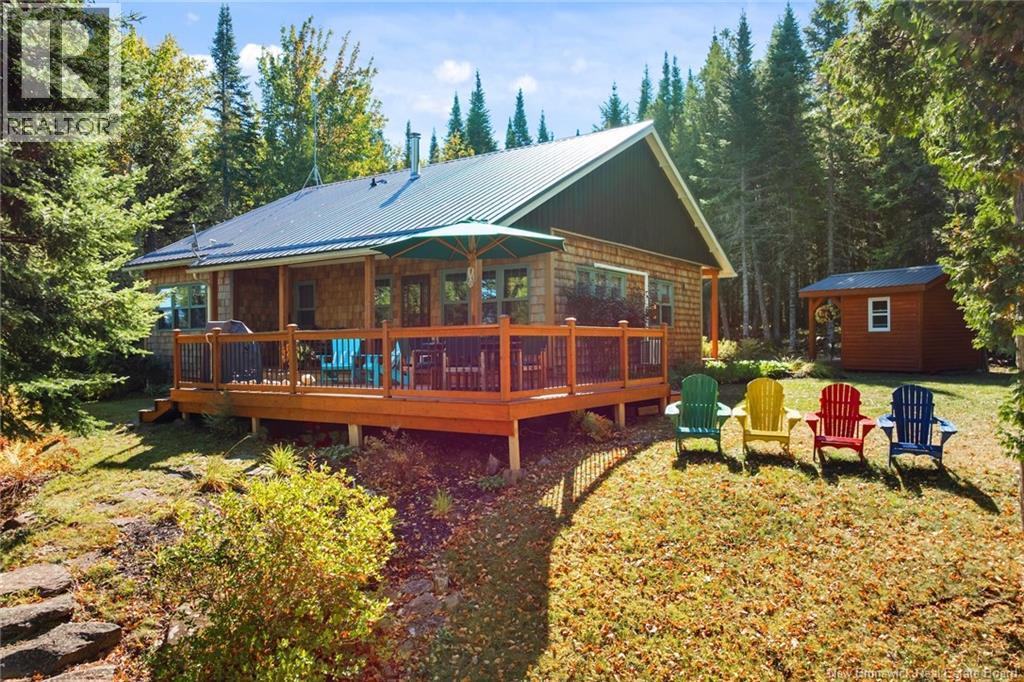 27 Thomas Ln, Long Creek, NB E4C 4S9