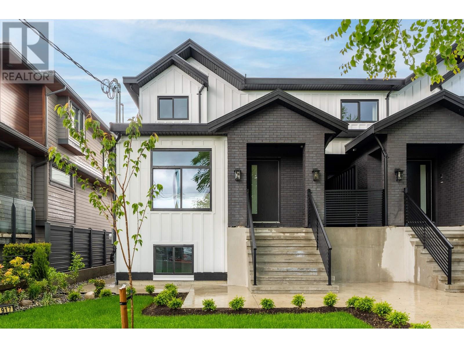4917 Venables St, Burnaby, BC V5B 1X8