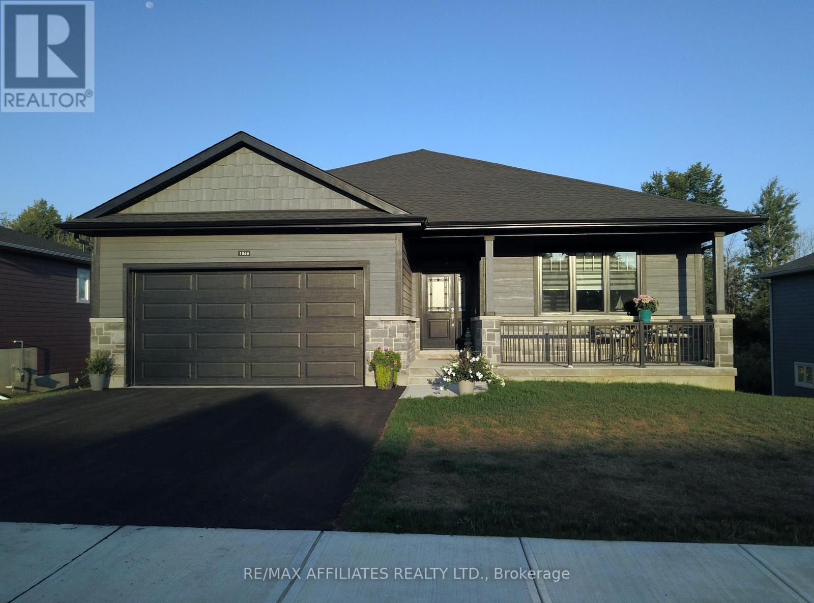 1066 Shearer Dr, Brockville, ON K6V 7K1