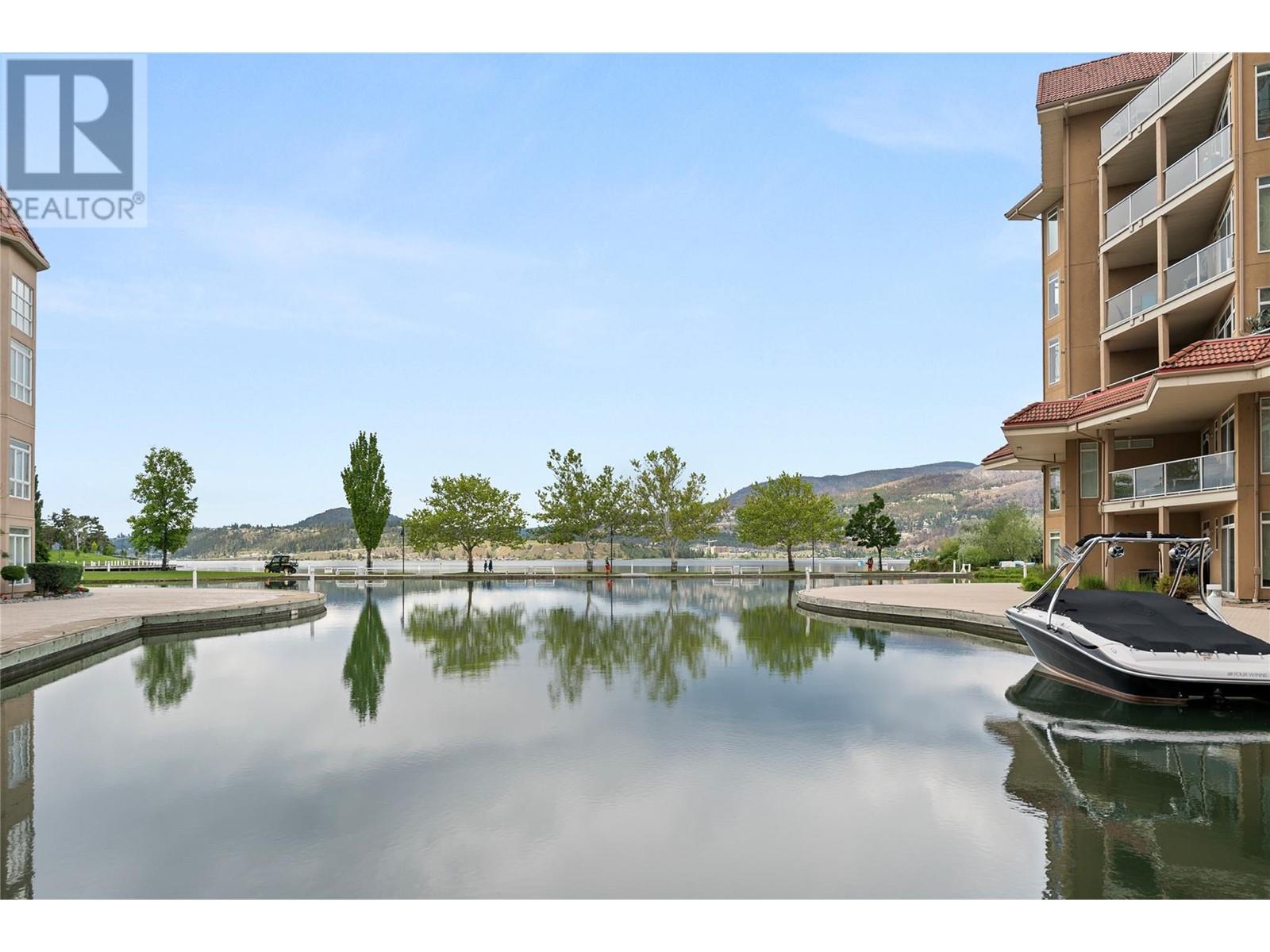 1128 Sunset Drive Unit 303, Kelowna, BC V1Y 9W7