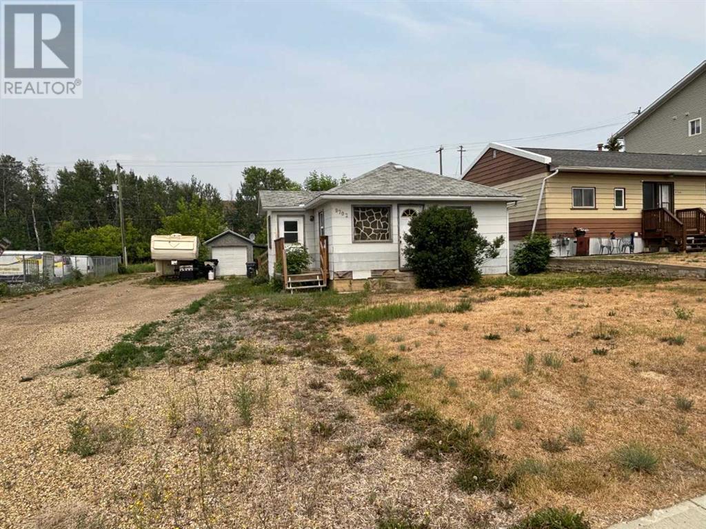 94 Avenue Unit 9702, Peace River, AB T8S 1J1