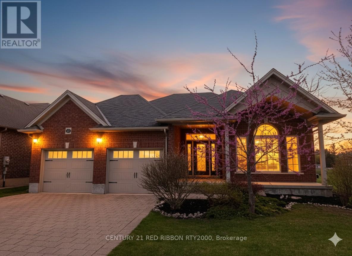 396 Macdonald St, Strathroy-Caradoc, ON N7G 2M2