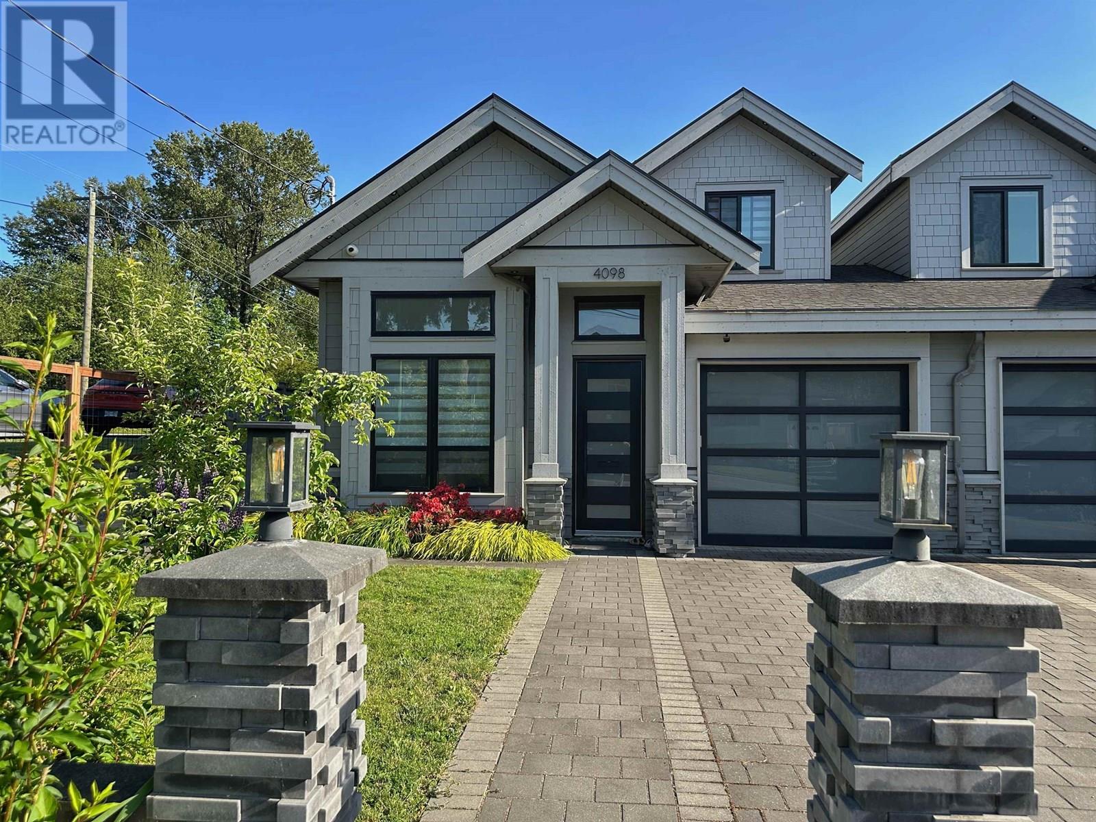 4098 Forest St, Burnaby, BC V5G 1X1