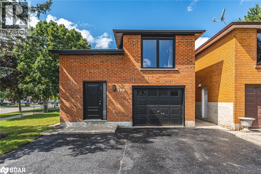 388 Parkwood Ave, Bradford West Gwillimbury, ON L3Z 2W9
