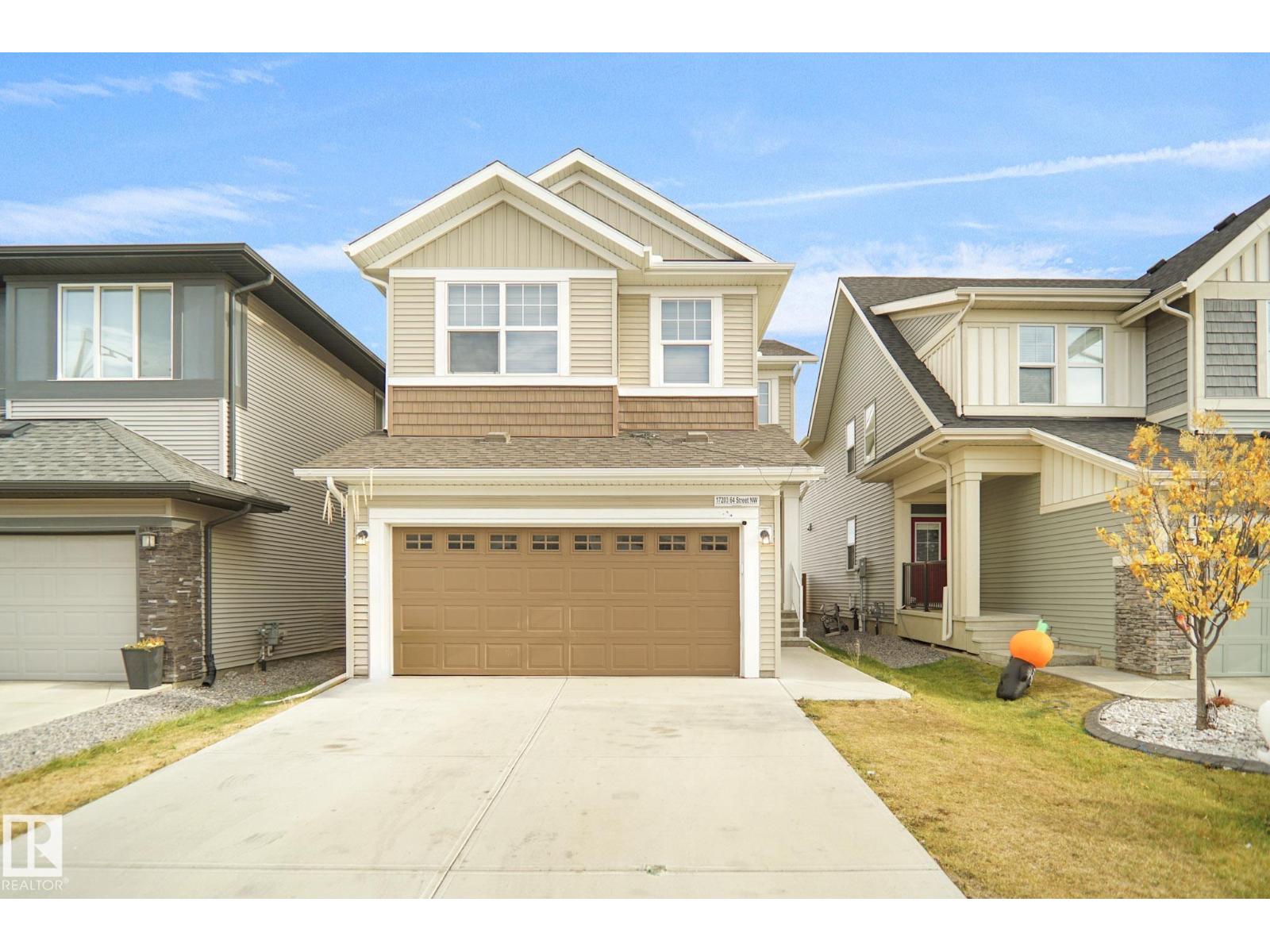 64 NW Street Nw Unit 17203, Edmonton, AB T5Y 3T6