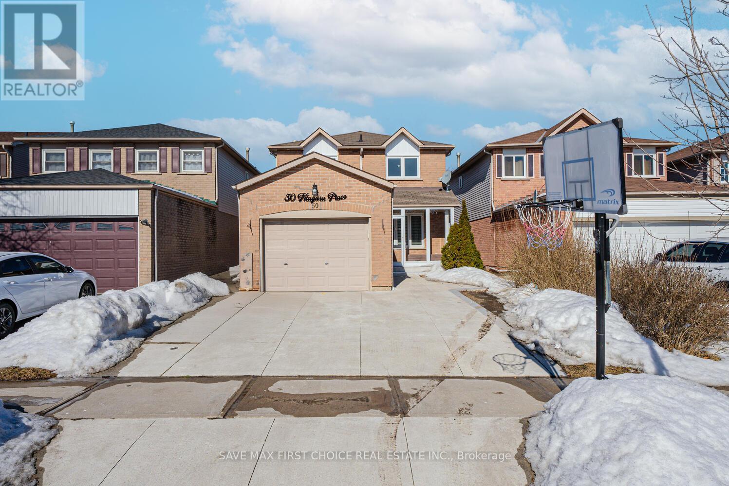 50 Niagara Pl, Brampton, ON L6S 4Y9
