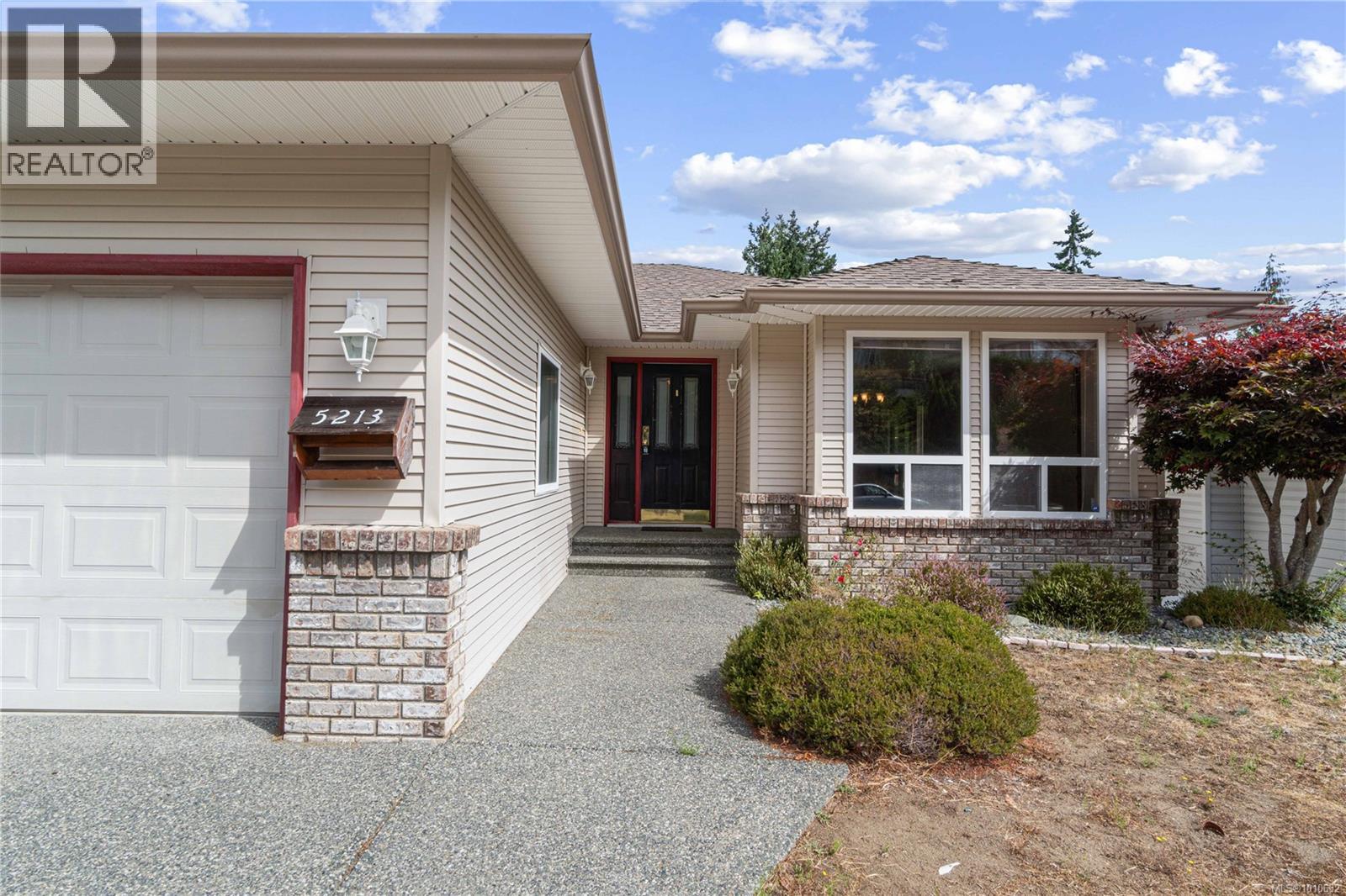 5213 Fox Pl, Nanaimo, BC V9T 6K5