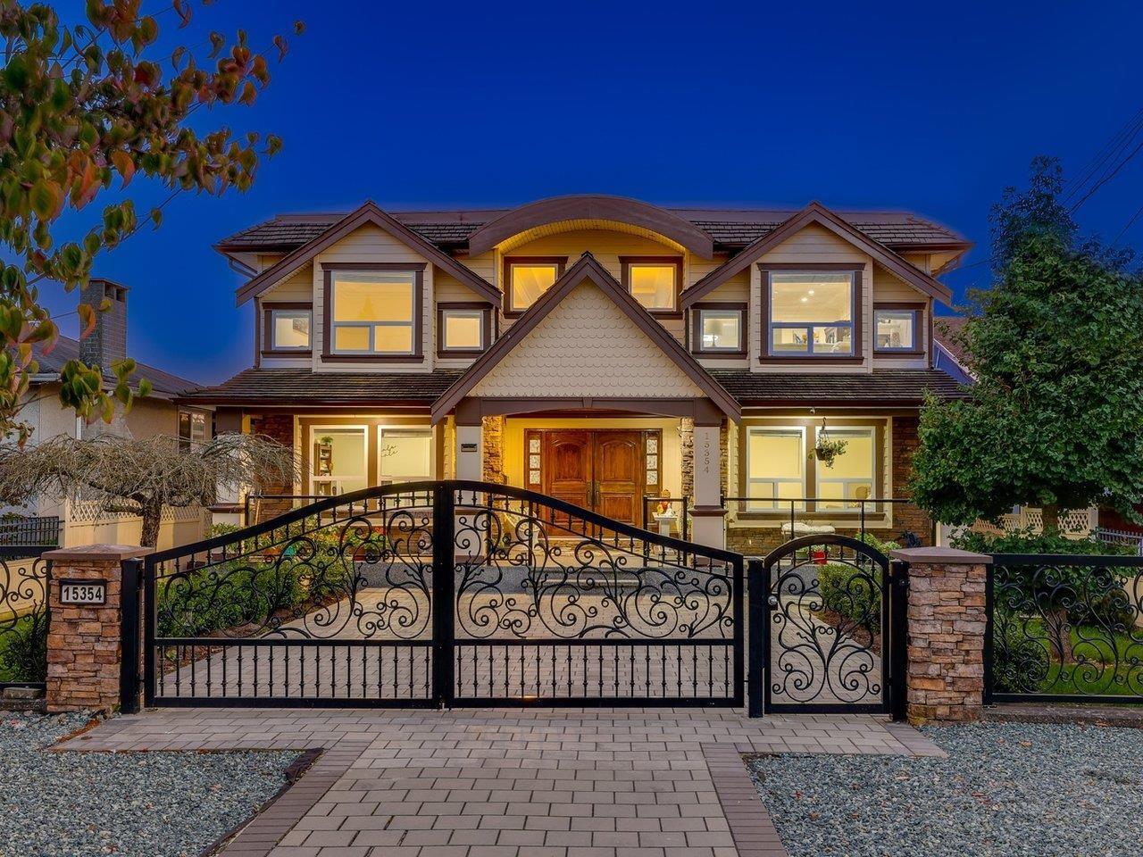 15354 Royal Ave, White Rock, BC V4B 1M8