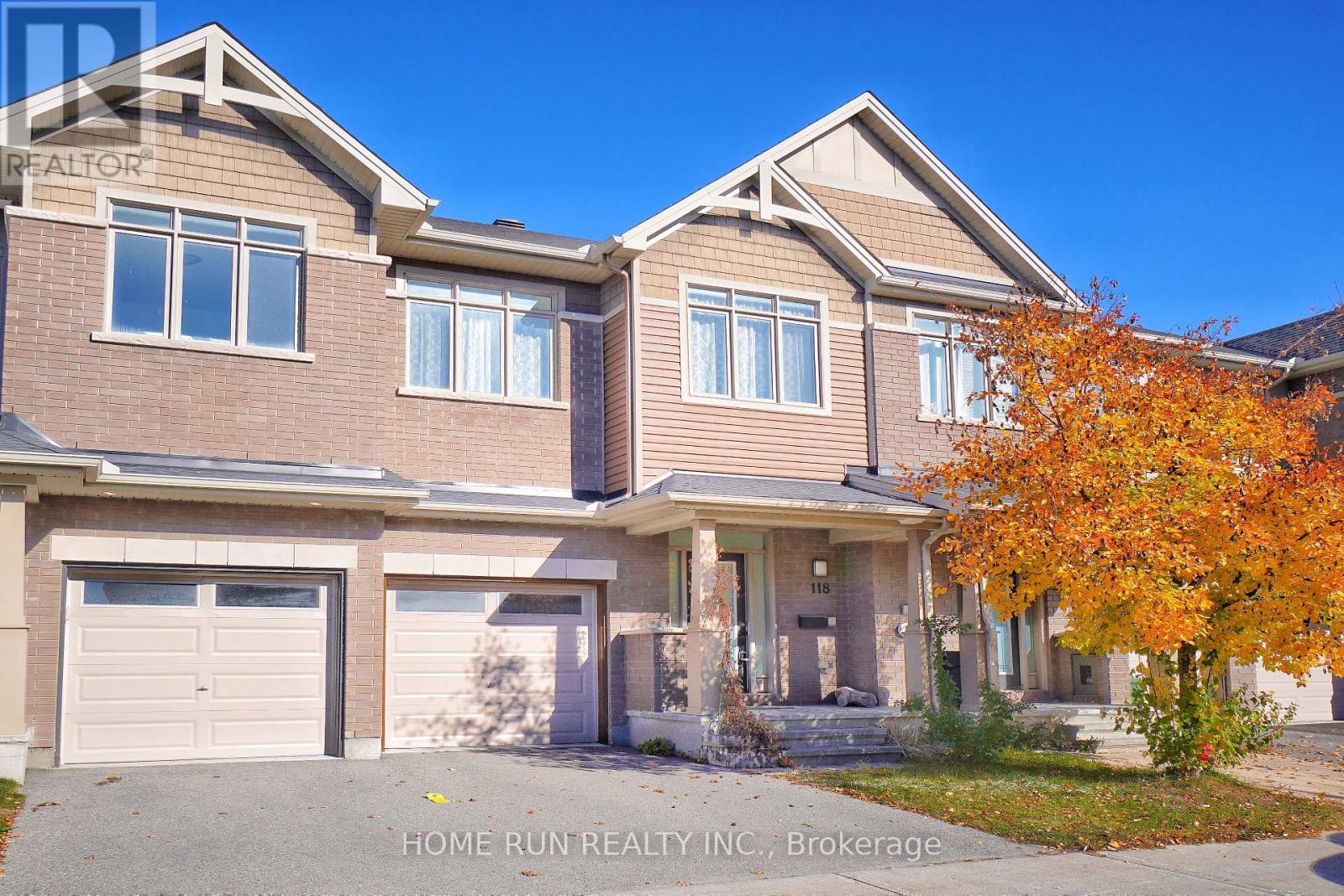 118 Overberg Way, Ottawa, ON K2S 0V9