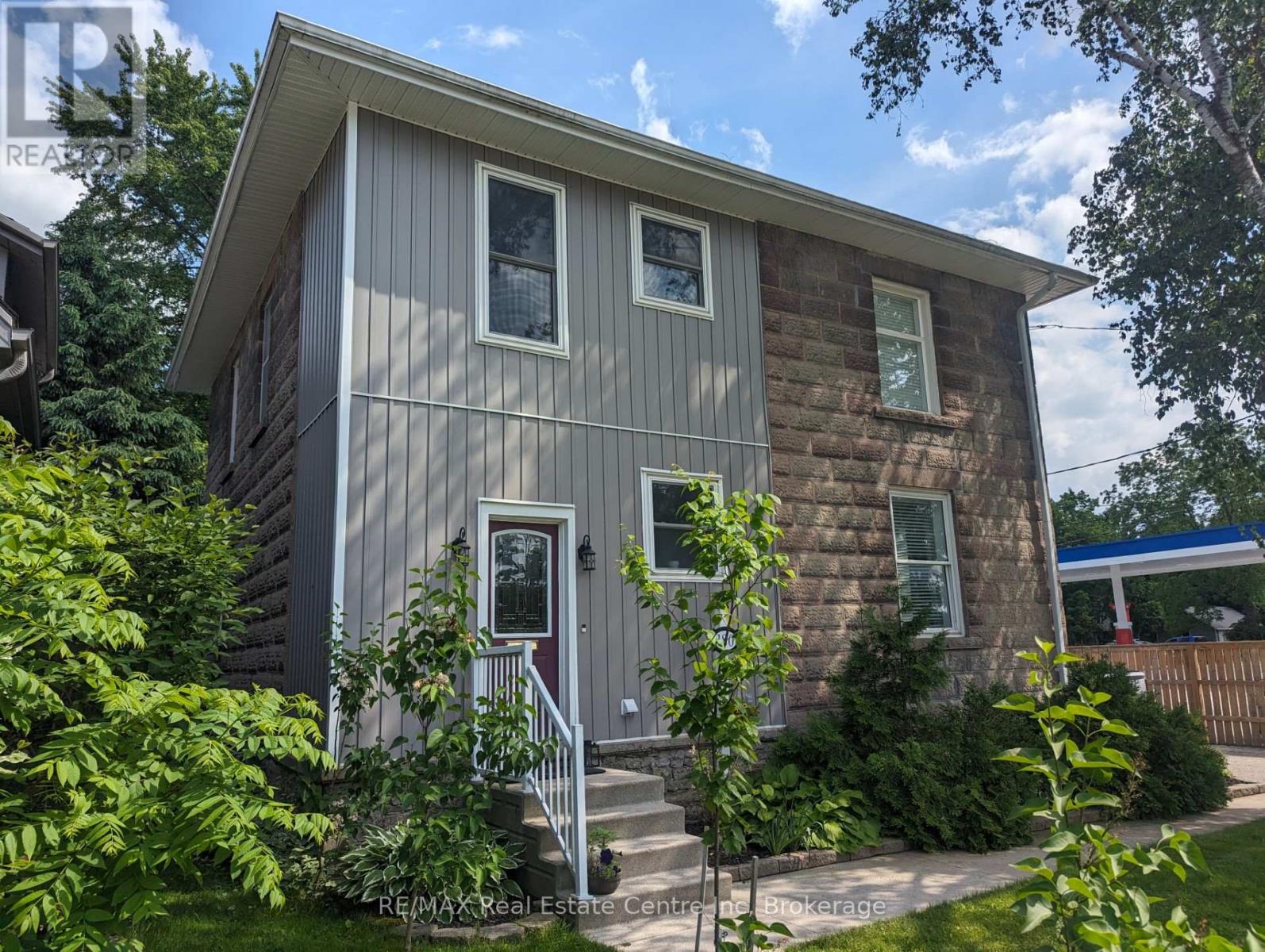 180 Union St W, Centre Wellington, ON N1M 1V3