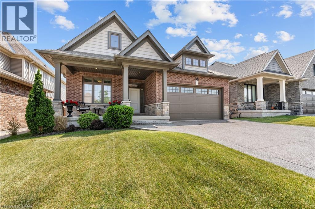 35 Secord St, Thorold, ON L2V 0E6