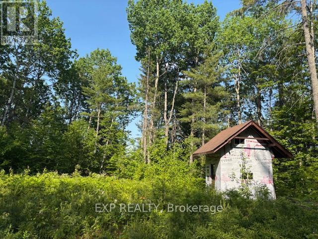 501 Arbor Vitae Rd, Madawaska Valley, ON K0J 1B0