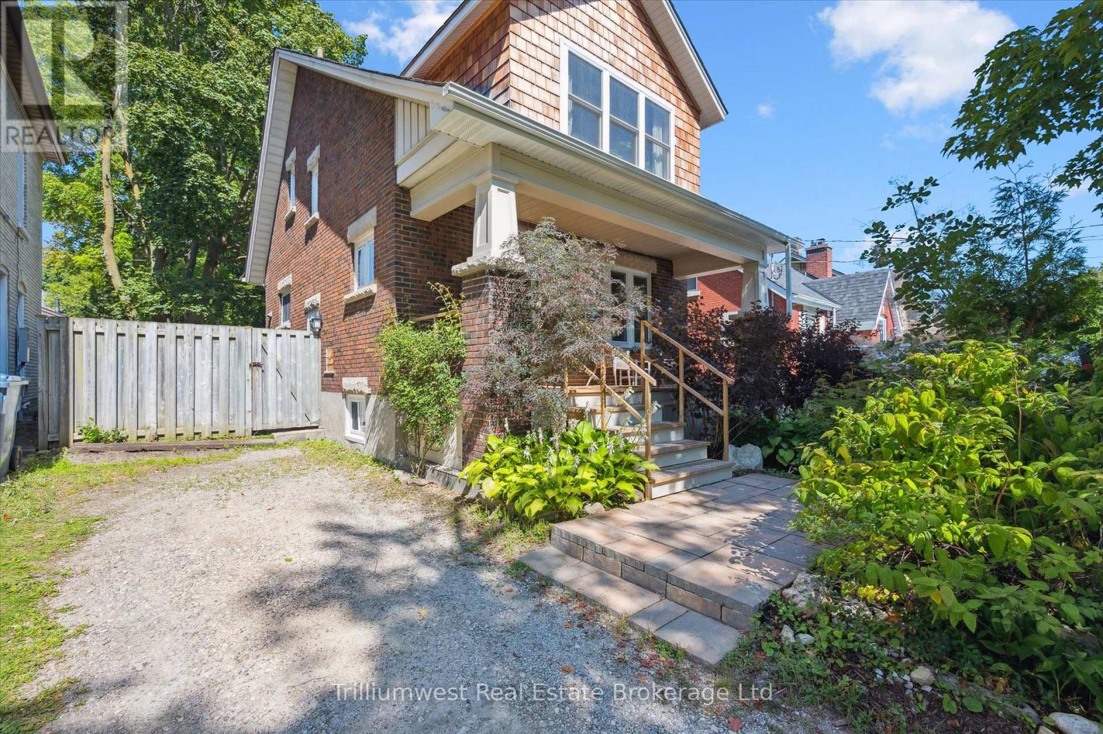 297 Waterloo Ave, Guelph, ON N1H 3J7