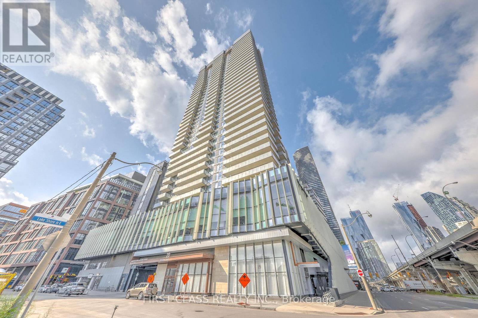 2309 20 Richardson St, Toronto, ON M5A 0S6