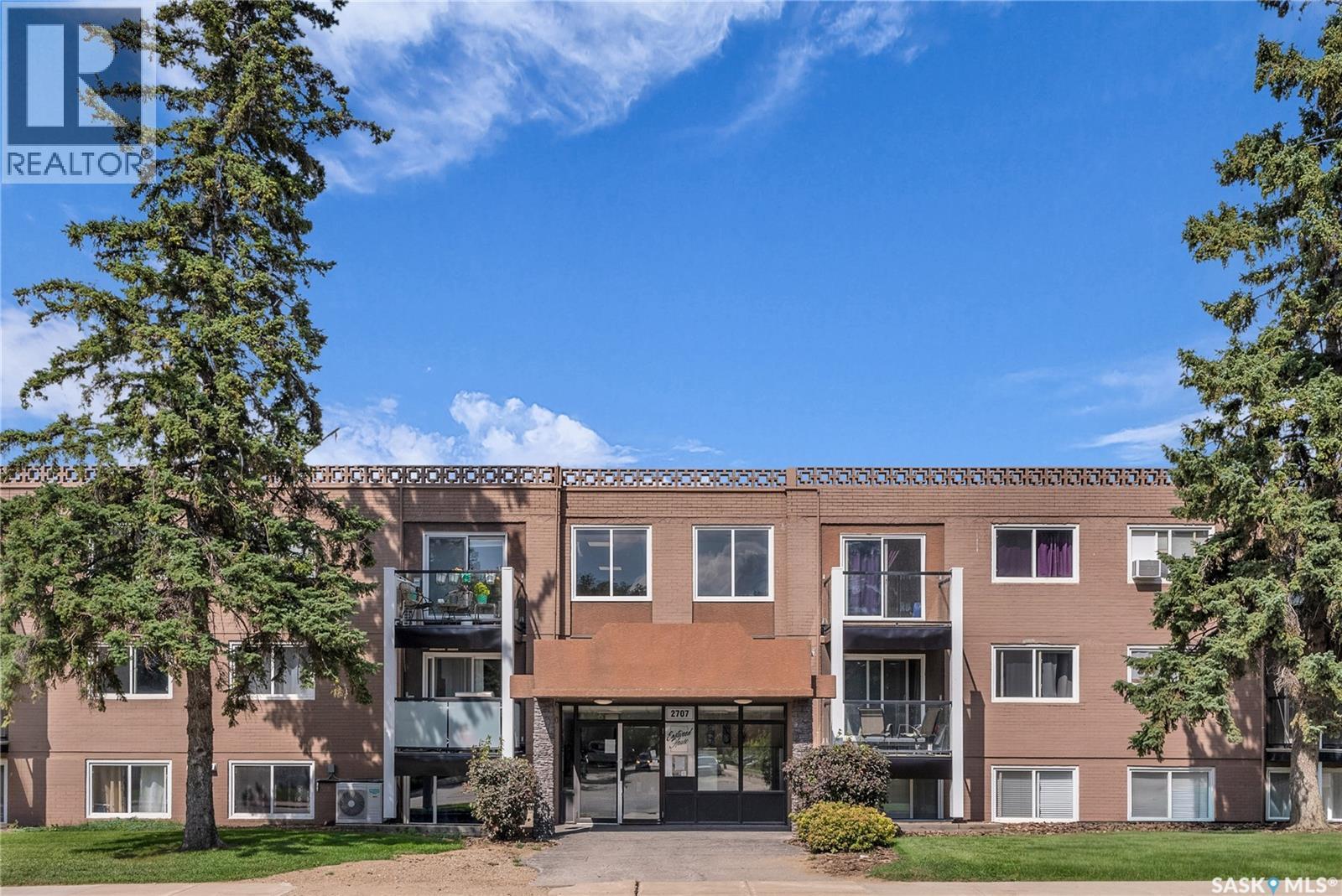 2707 7th Street E Unit 1, Saskatoon, SK S7H 1A7