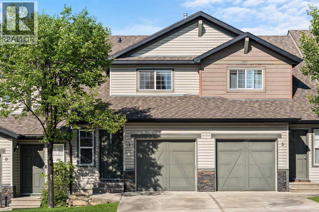 105 Drake Landing Common Unit 7, Okotoks, AB T1S 0C9