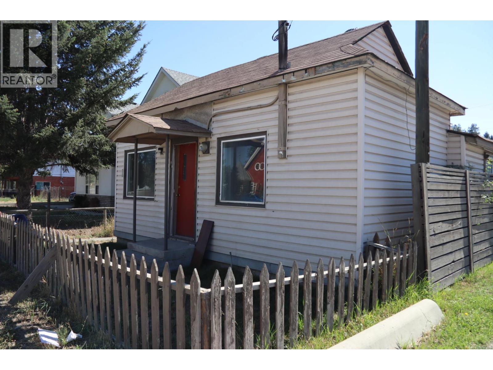 88 Tapton Ave, Princeton, BC V0X 1W0