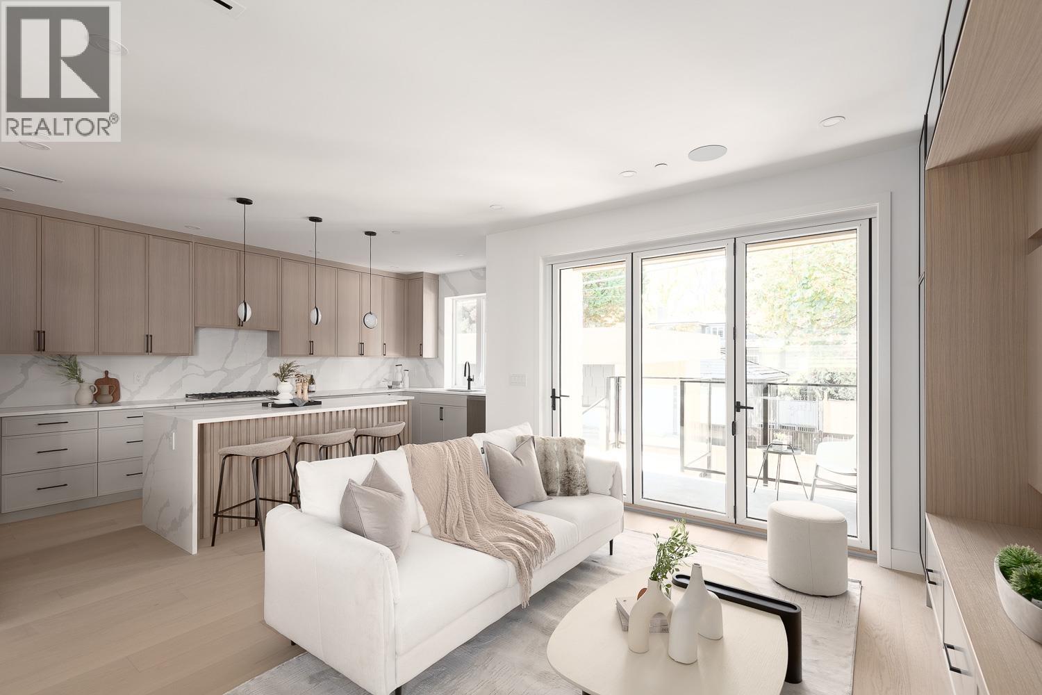 5965 Granville St, Vancouver, BC V6M 3C9