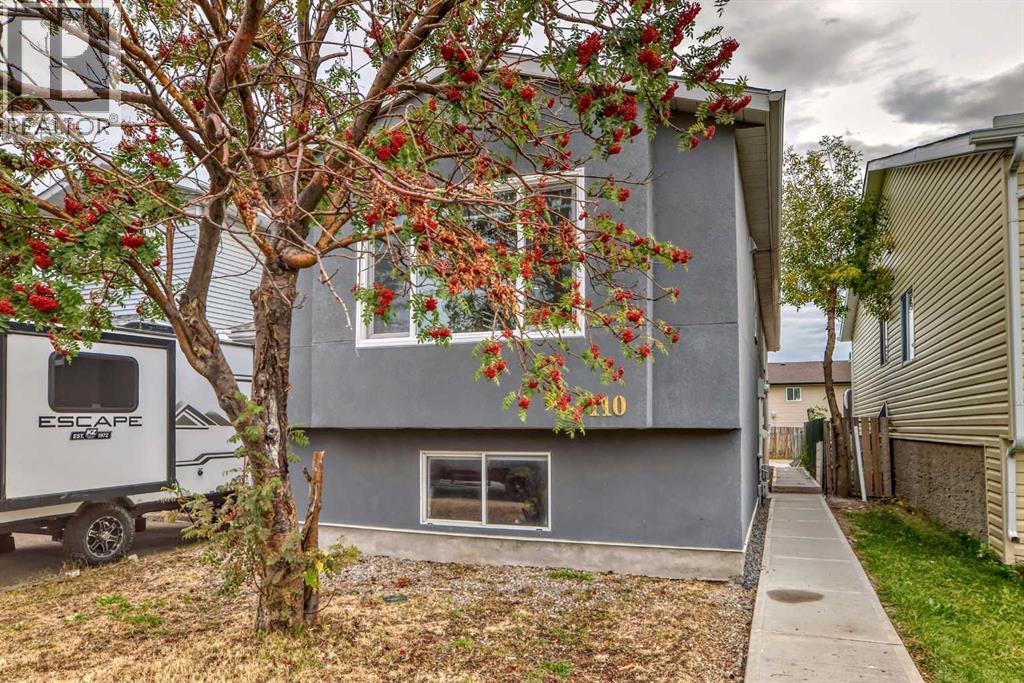 110 Falmere Way NE, Calgary, AB T3J 2Y4