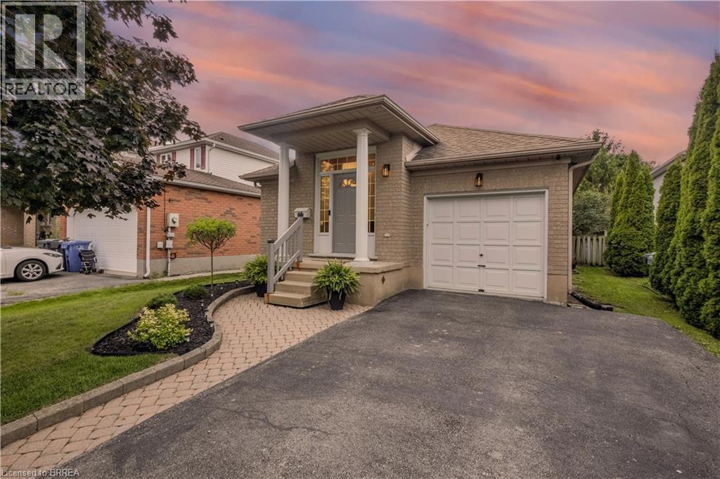 27 Candlewood Dr, Guelph, ON N1K 1T5