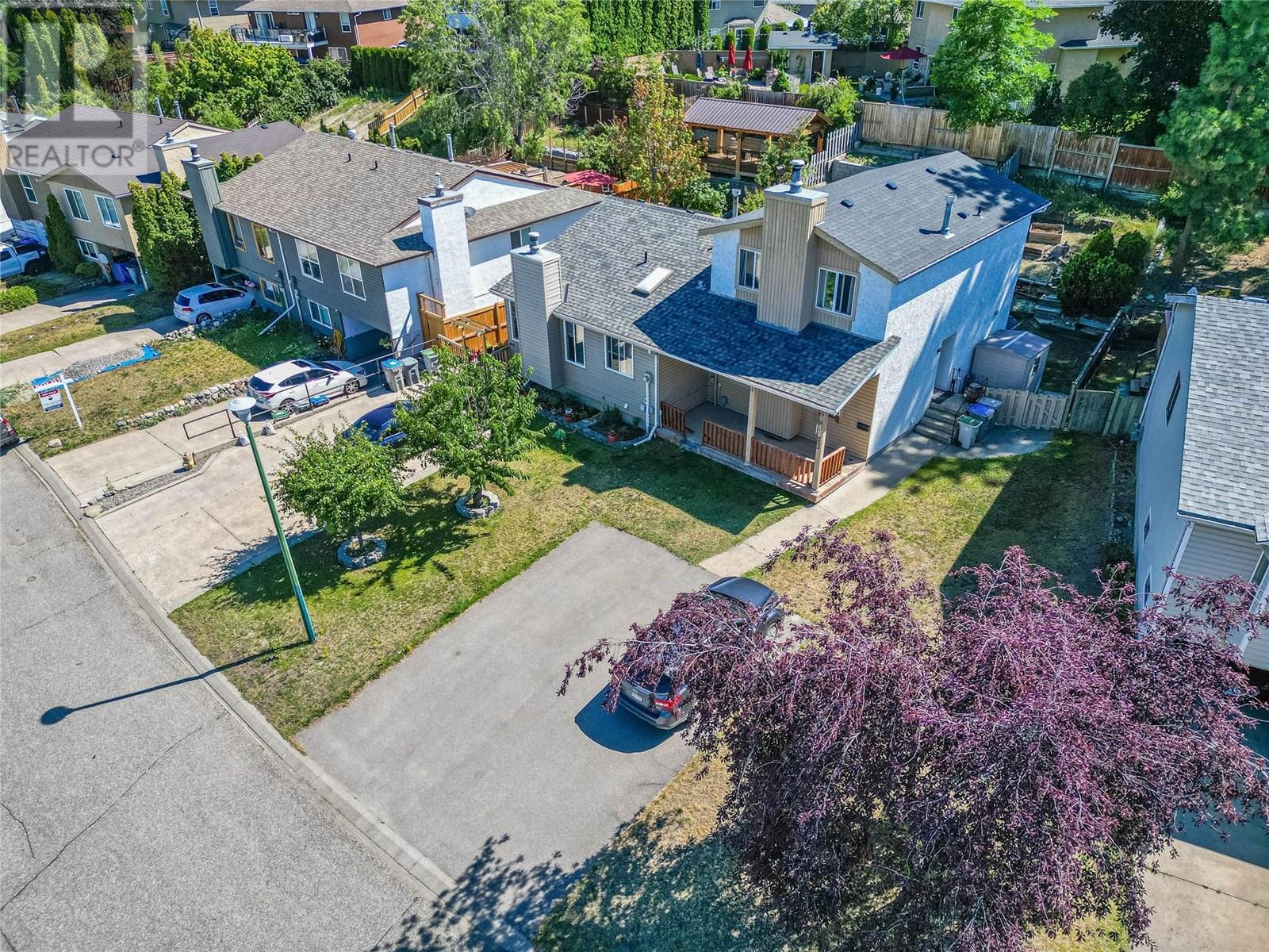 265 Hollyburn Dr, Kamloops, BC V2E 1Y9