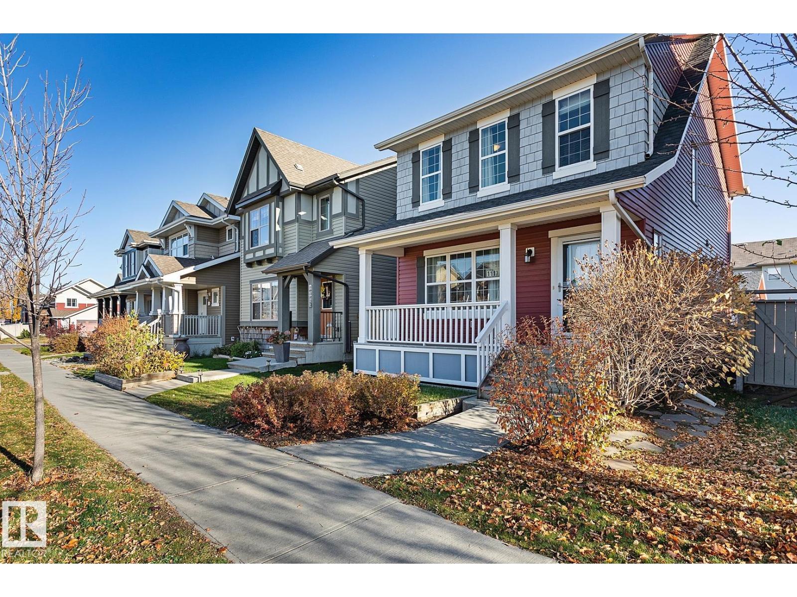 1117 Chappelle Blvd SW, Edmonton, AB T6W 0Y9