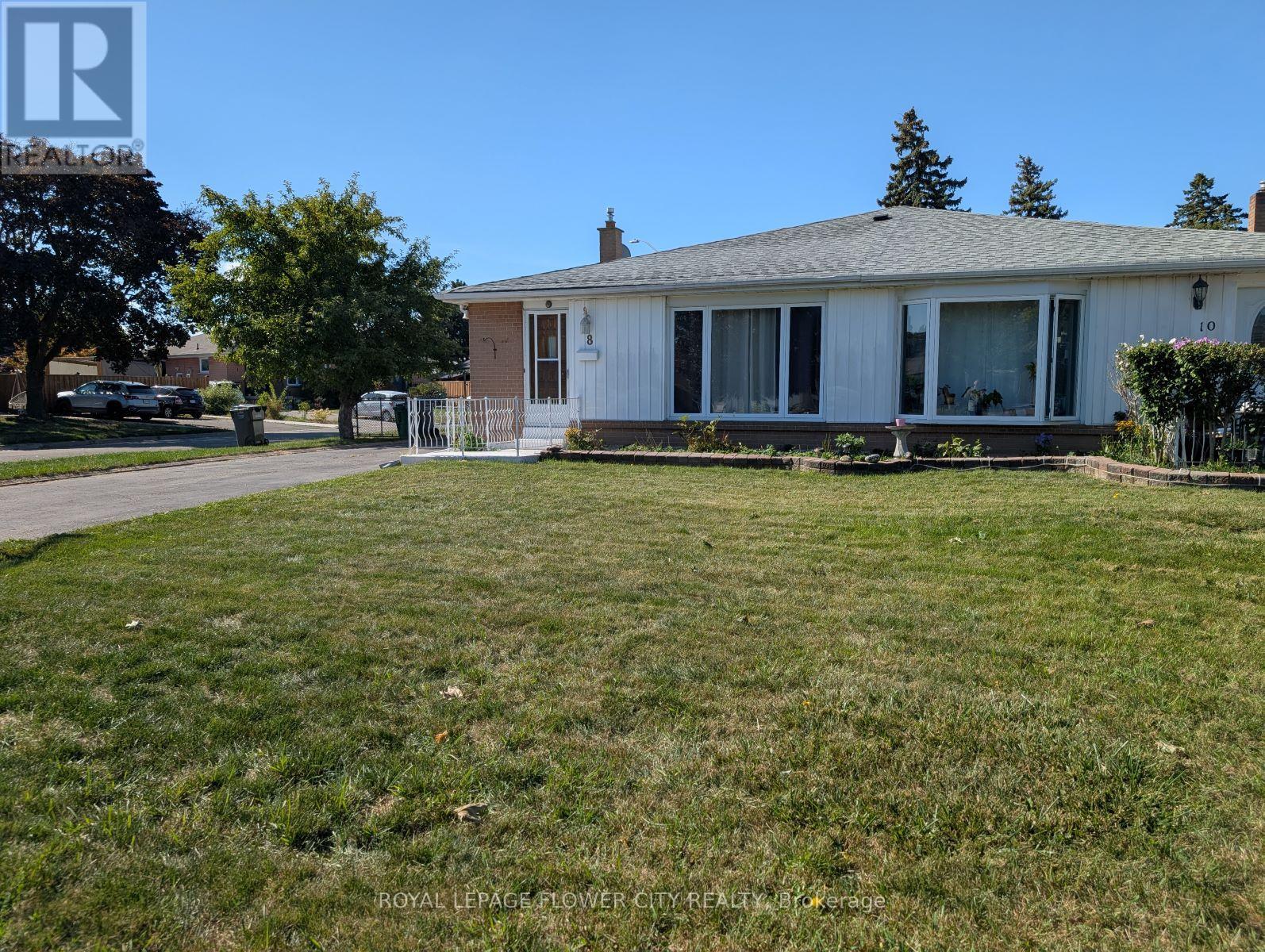8 Athlone Ave N, Brampton Avondale, ON L6T 2N7