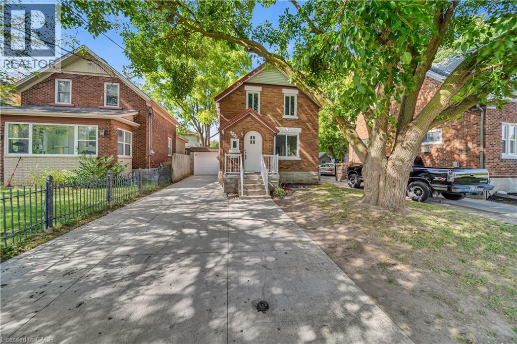 324 Victoria St S, Kitchener, ON N2M 3A3