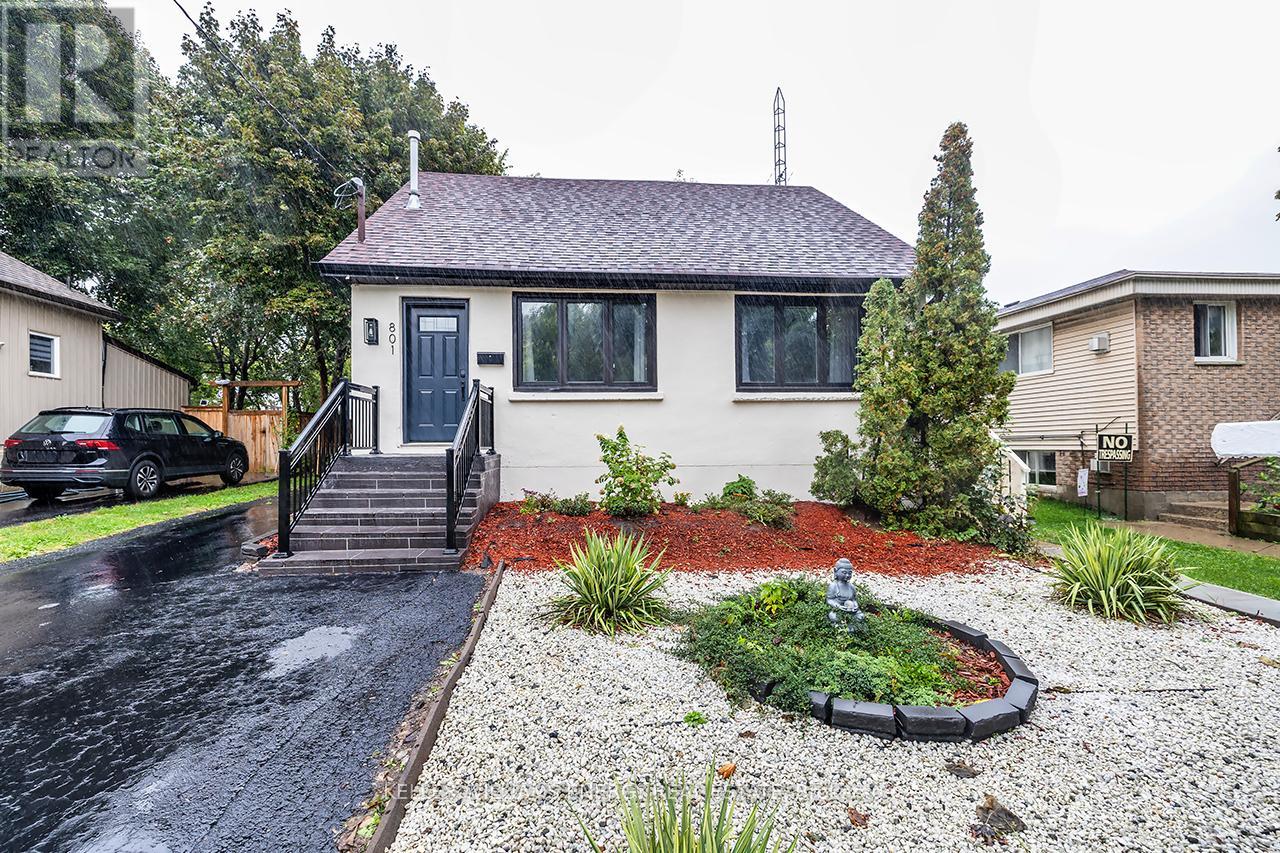 801 Gordon St, Oshawa, ON L1H 4V8