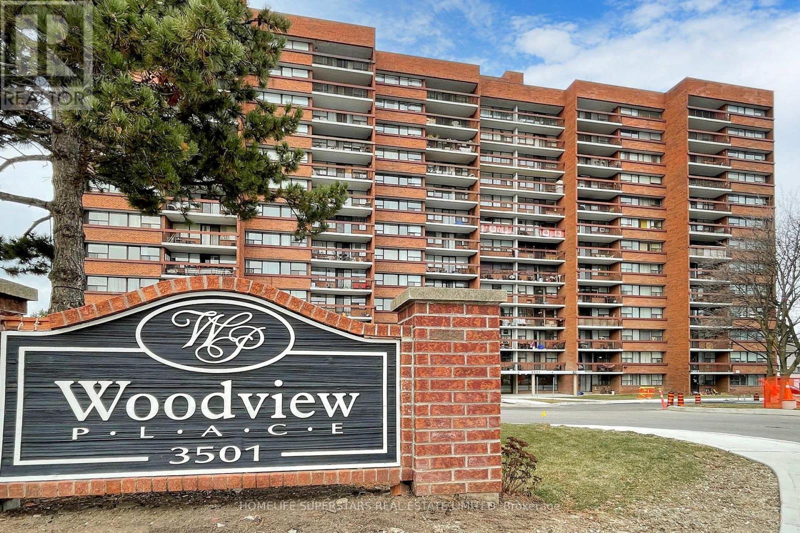 605 3501 Glen Erin Dr W, Mississauga, ON L5L 2E9
