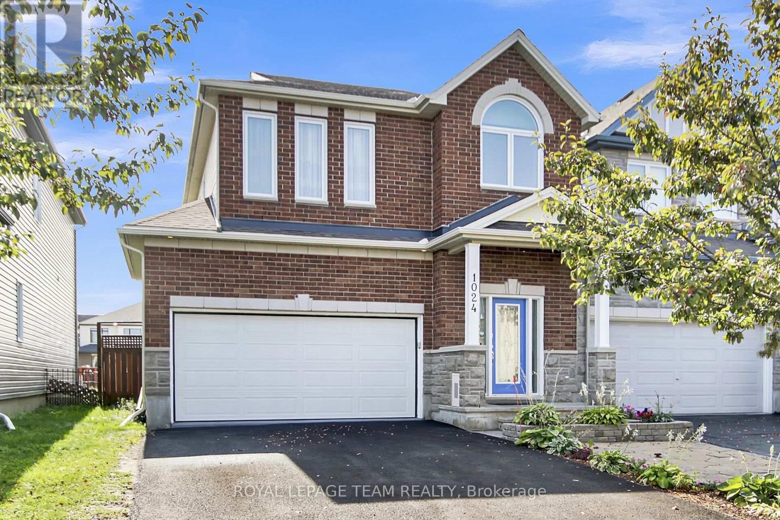 1024 Northgraves Cres, Ottawa, ON K2M 0C8
