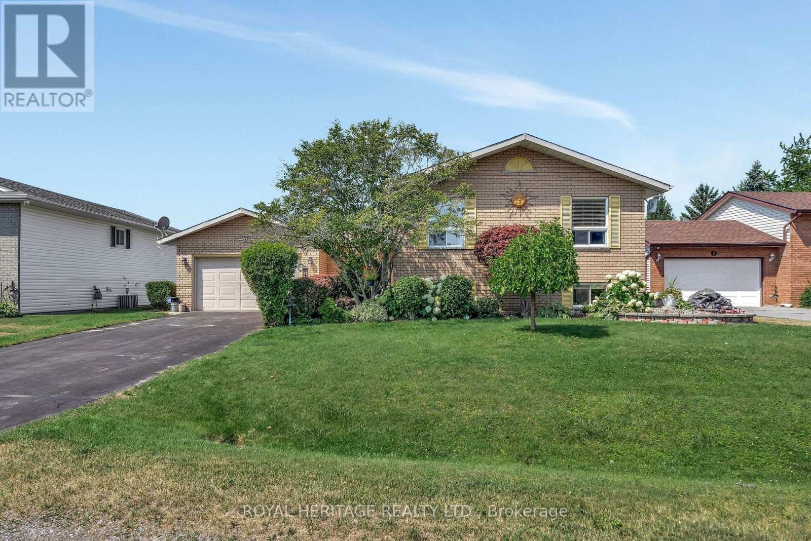 3 Wendys Ln, Brighton, ON K0K 1H0