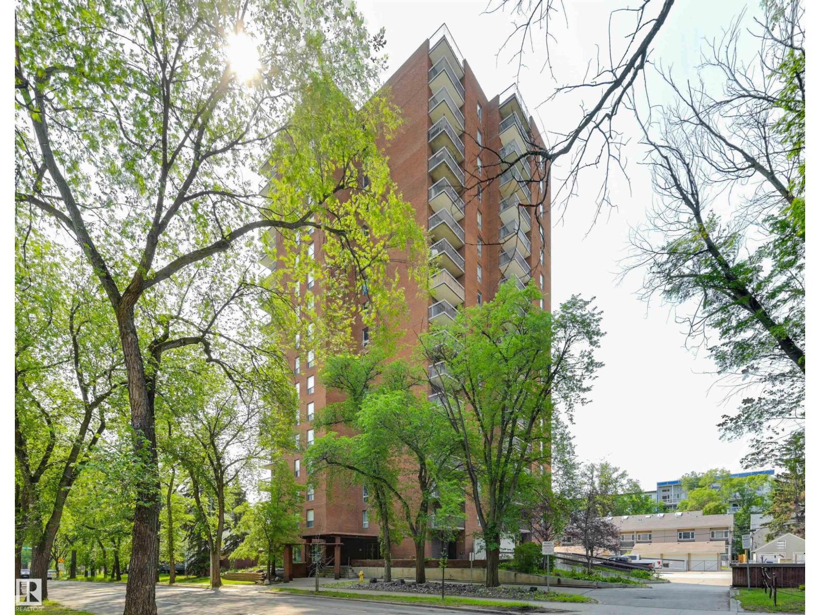 11027 87 Avenue Northwest #1204, Edmonton, AB T6G 2P9