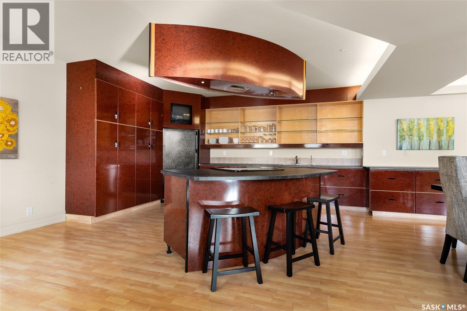 1821 Scarth Street Unit 300, Regina, SK S4P 2G9