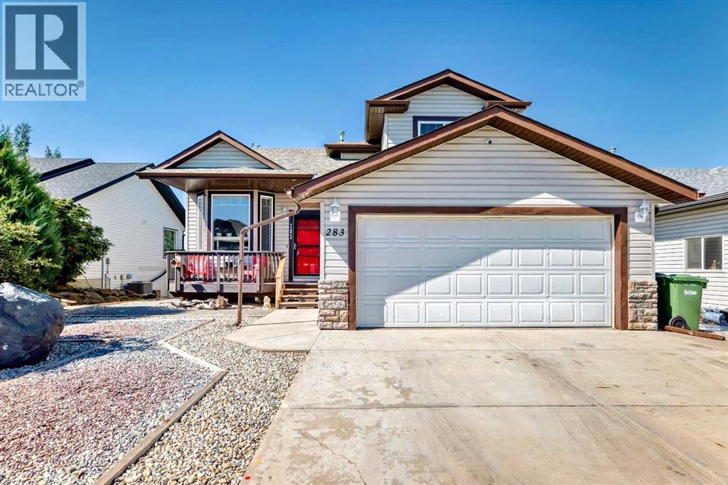 283 Highland Cir, Strathmore, AB T1P 1V5