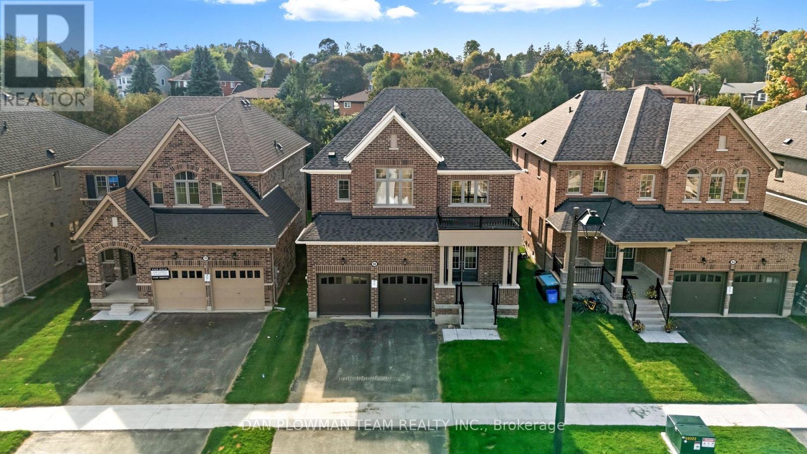 98 N Garden Blvd, Scugog, ON L9L 2C7