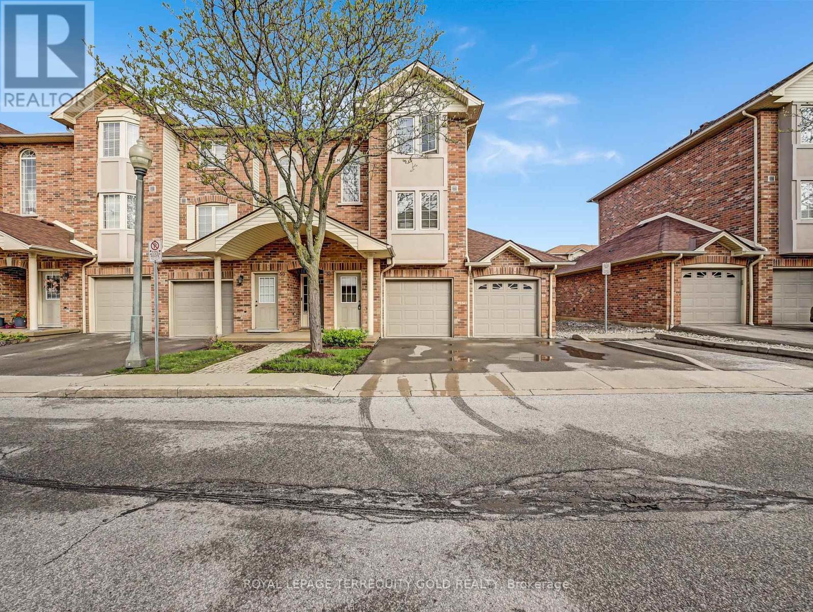 51 4045 Upper Middle Rd, Burlington, ON L7M 4S9