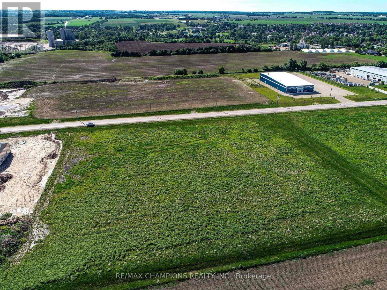 46 Drayton Industrial Drive, Mapleton, ON N0G 2K0
