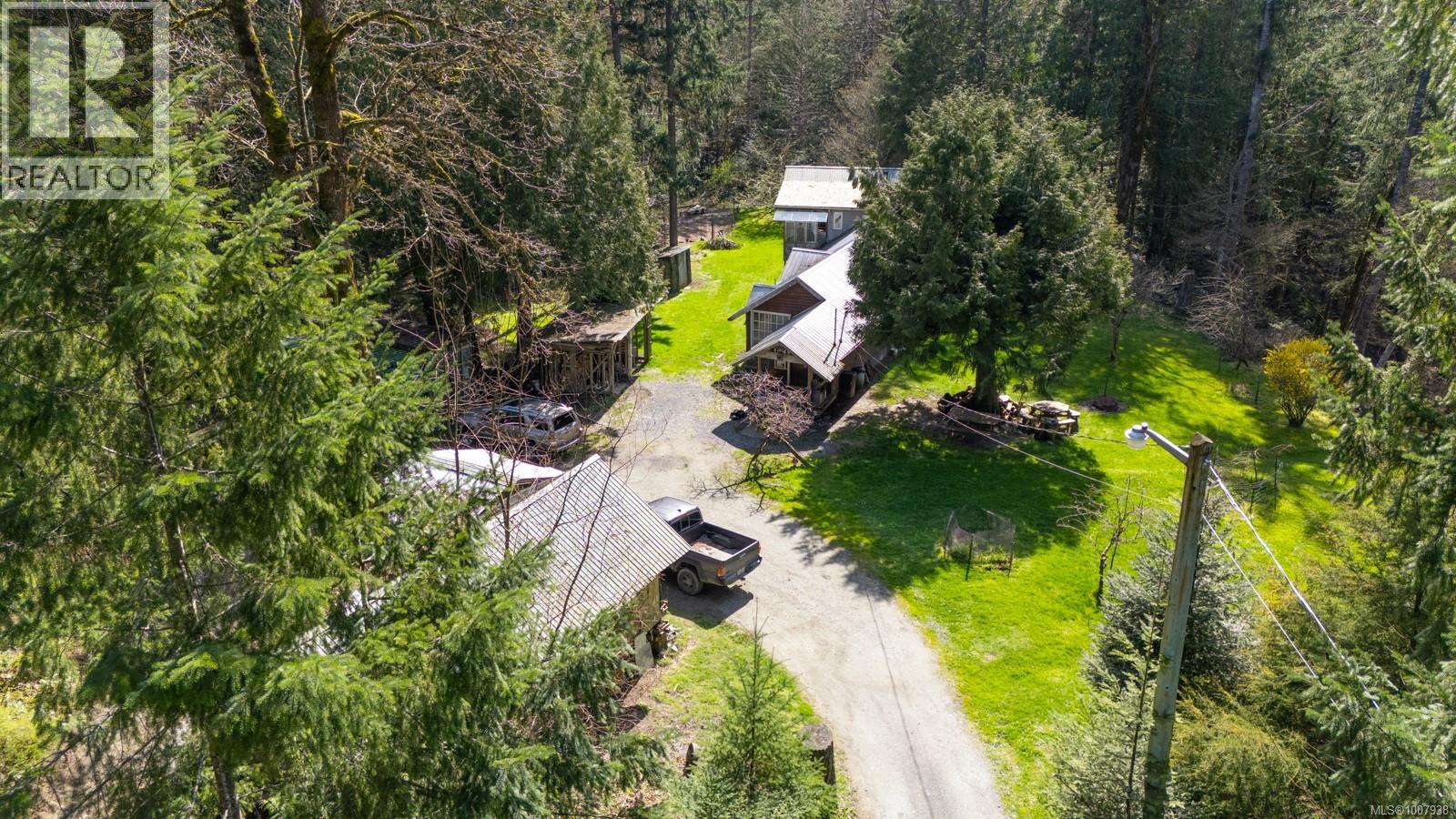 8706 Trans Canada Hwy, North Cowichan, BC V0R 1K4