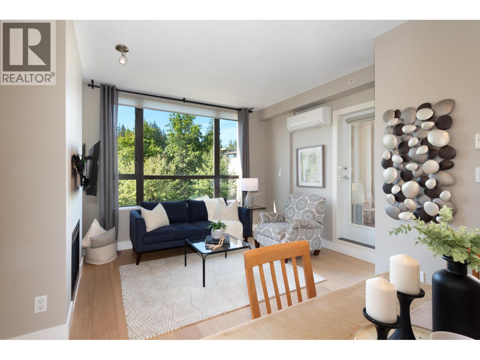 9370 University Crescent Unit 501, Burnaby, BC V5A 4X9