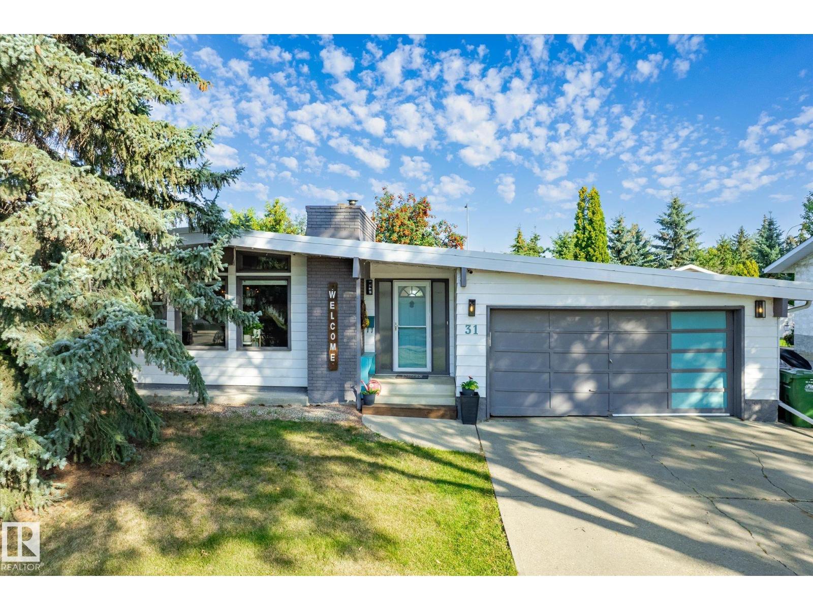 31 Lorraine Cr, St. Albert, AB T8N 2R4