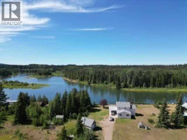 5363 Horn Rd, Vanderhoof, BC V0J 1N0