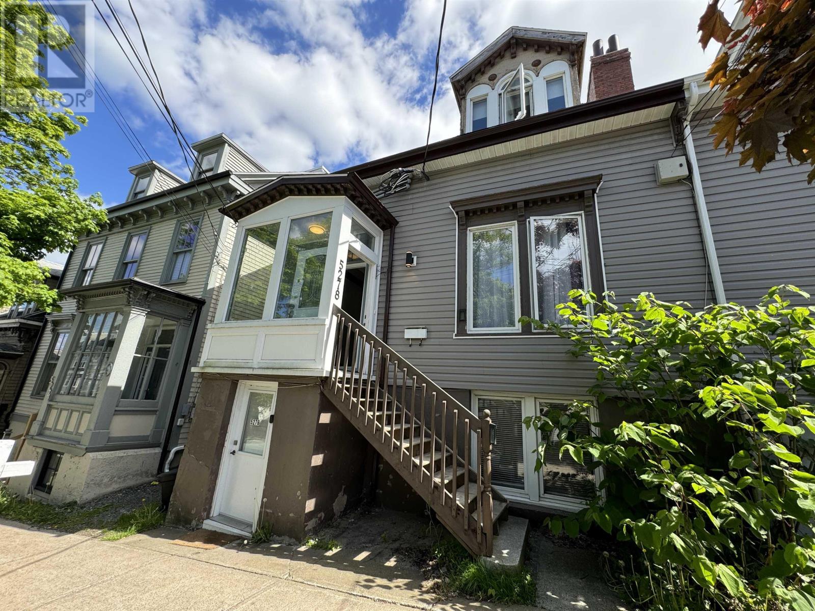 5276 South St, Halifax, NS B3J 1A4