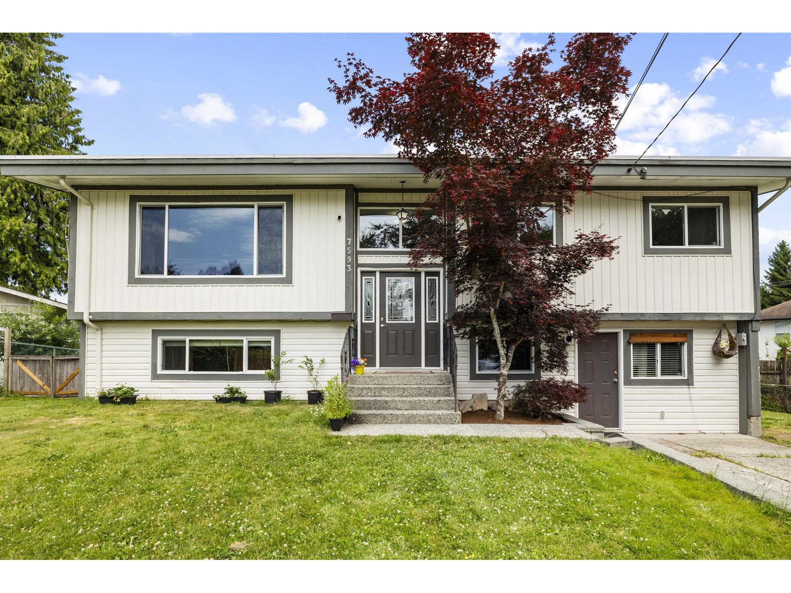 7593 Lark St, Mission, BC V2V 3A4
