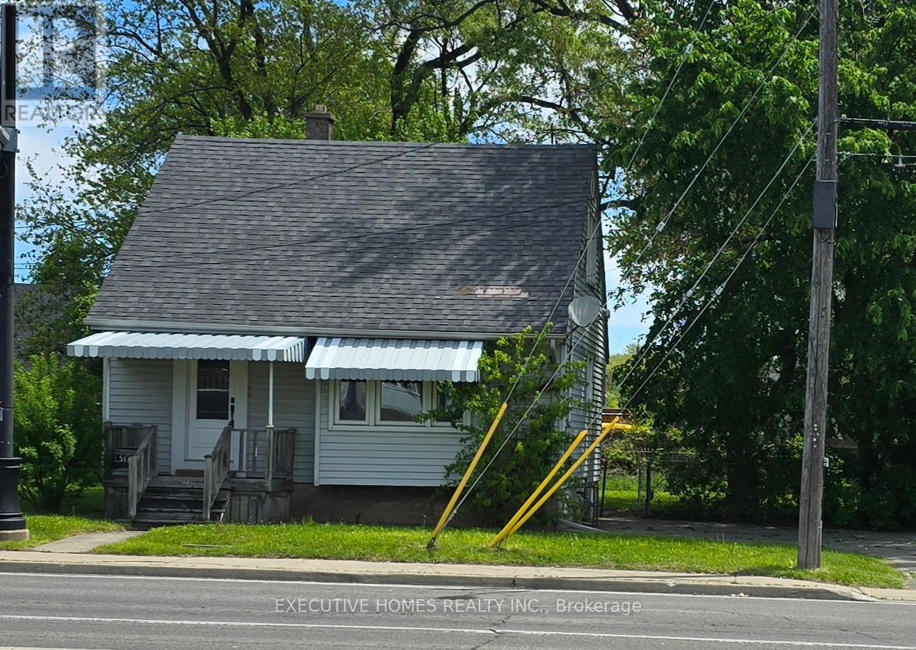 5176 Stanley Ave, Niagara Falls, ON L2E 5A4