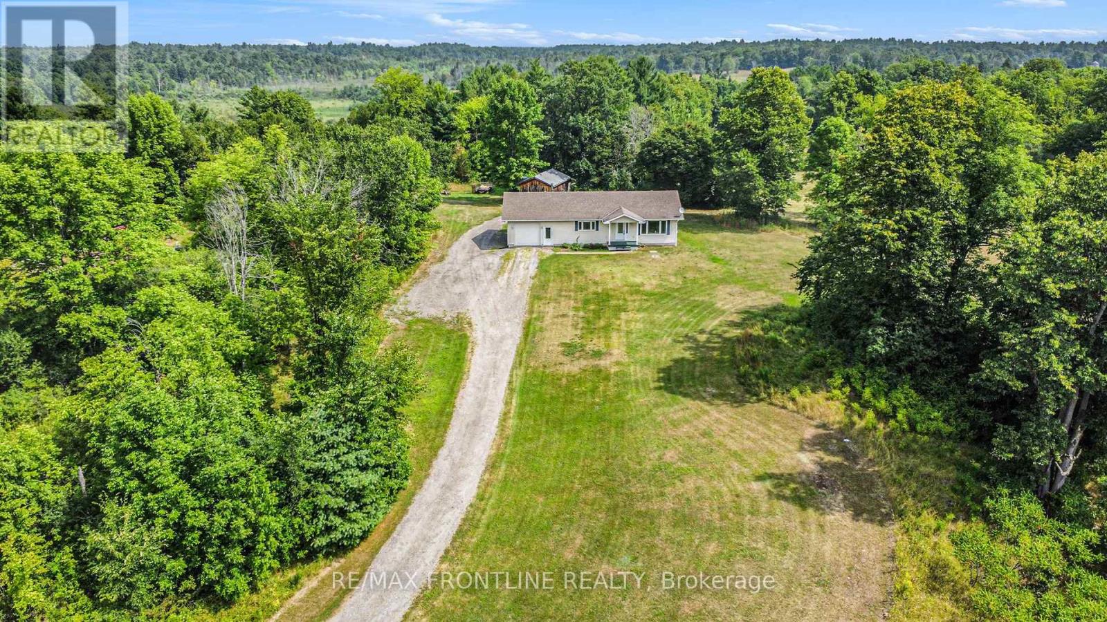 20650 Hwy 7 Hwy, Tay Valley, ON K0H 2B0