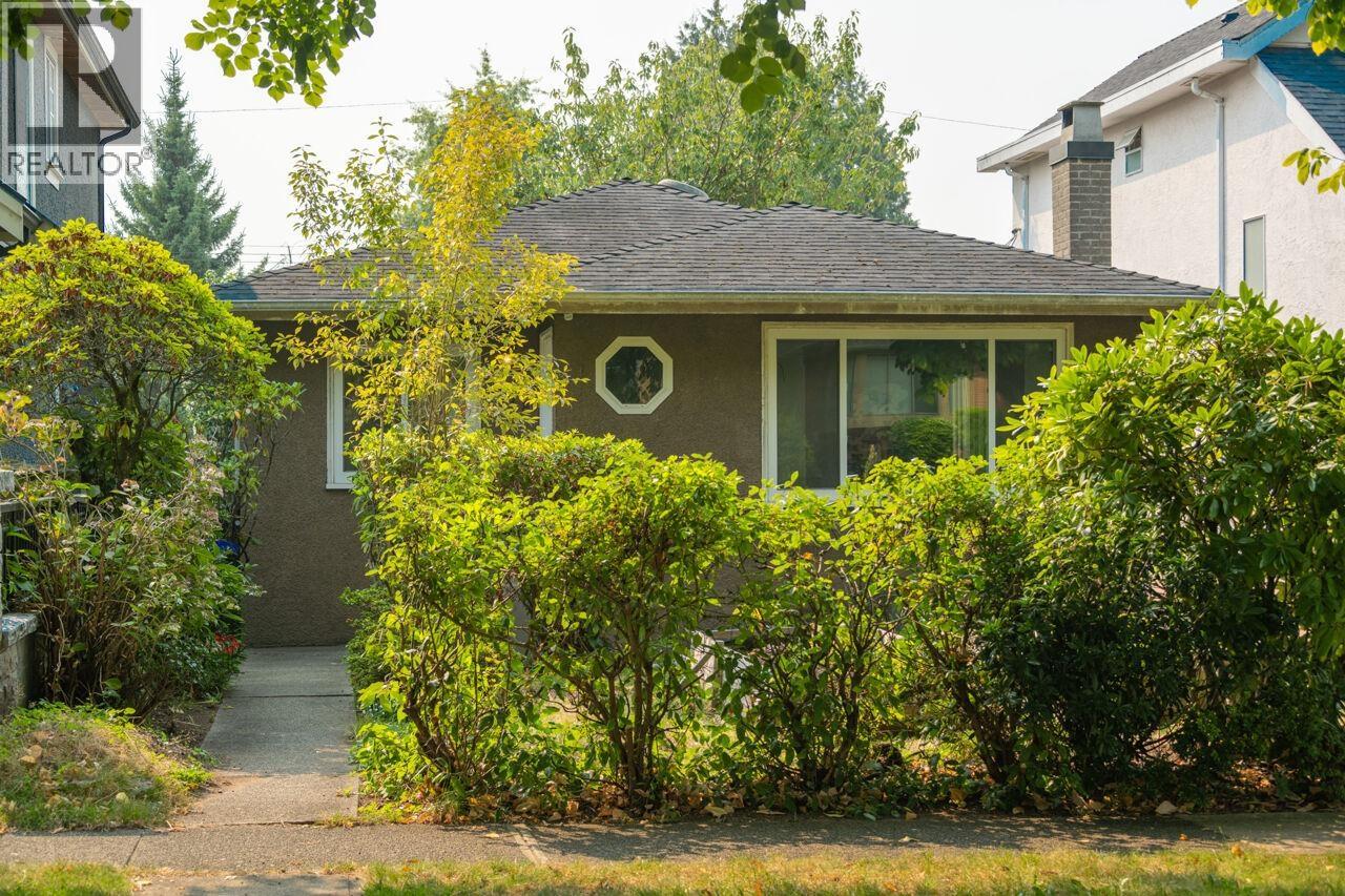 1618 W 65th Ave, Vancouver, BC V6P 2R3