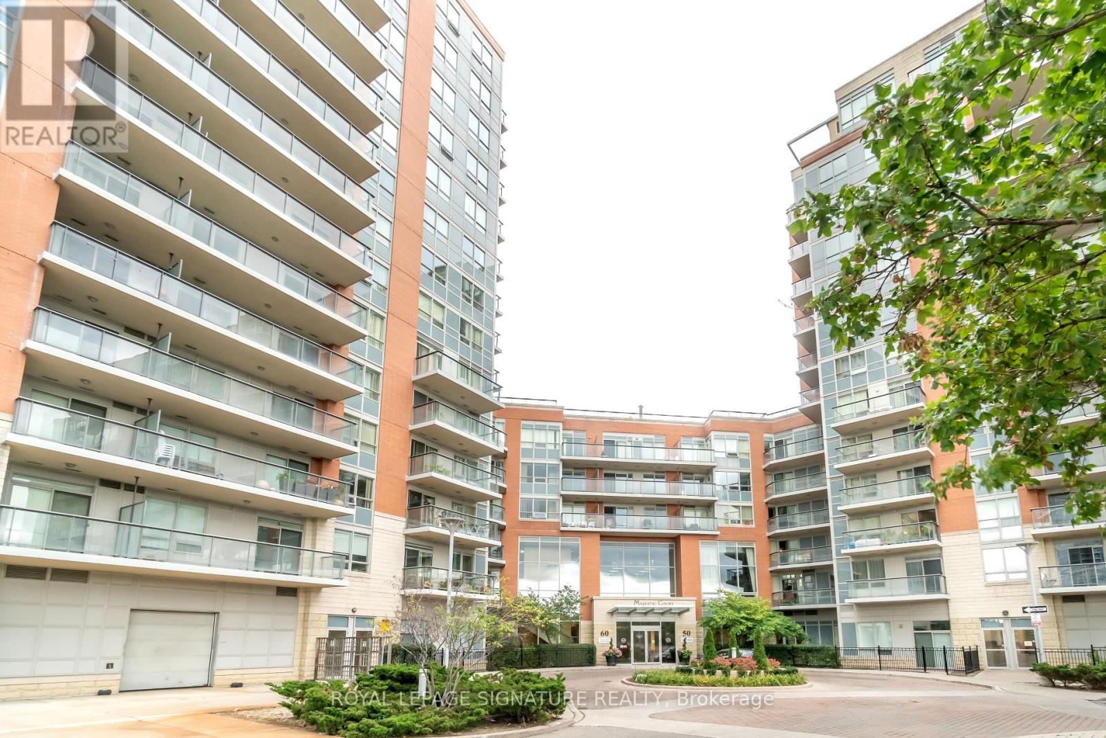 809 60 South Town Centre Blvd, Markham, ON L6G 0C5